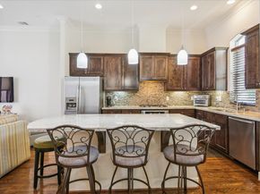 4214 Dickson Street, Houston TX 77007