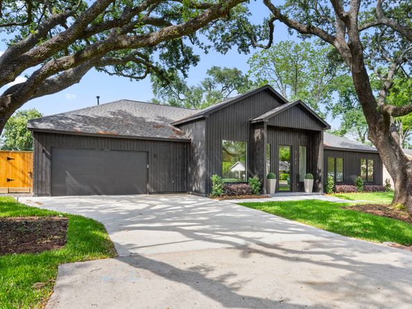 9142 Rangely Drive, Houston TX 77055