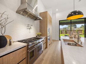 9142 Rangely Drive, Houston TX 77055