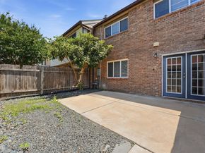 2220 Shadowdale Drive 350, Houston TX 77043