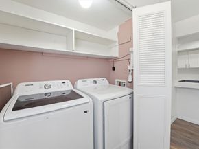 2220 Shadowdale Drive 350, Houston TX 77043