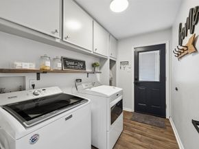 1623 Warwickshire Drive, Houston TX 77077