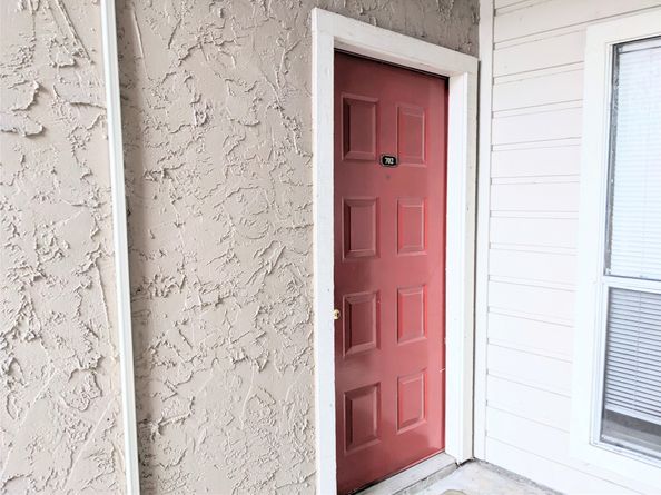 10855 Meadowglen Lane 702, Houston TX 77042