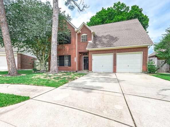 1210 Sandy Plains Lane, Houston TX 77062