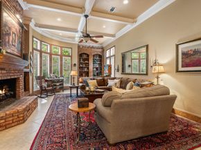 14 Highland Circle, The Woodlands TX 77381