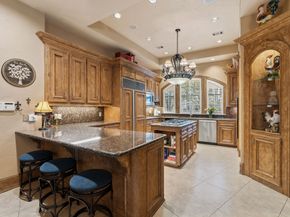 14 Highland Circle, The Woodlands TX 77381