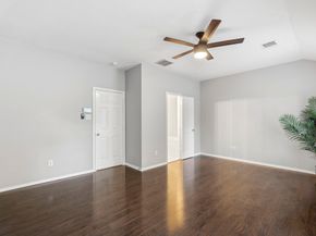 19 Timberstar St Street, The Woodlands TX 77382