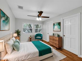 2430 Nantucket Drive B, Houston TX 77057