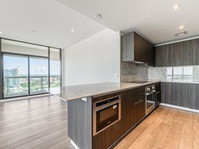 1701 Hermann Drive 24B, Houston TX 77004