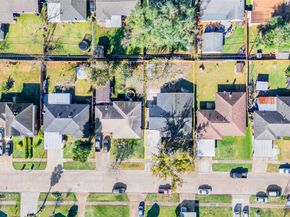 623 Gilpin Street, Houston TX 77034