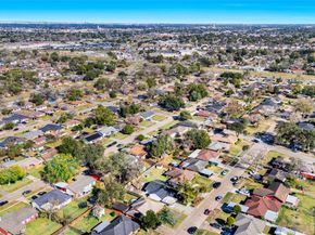 623 Gilpin Street, Houston TX 77034