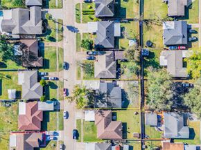 623 Gilpin Street, Houston TX 77034