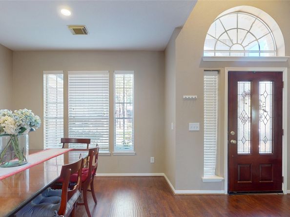 14 Willow Point Place, The Woodlands TX 77382