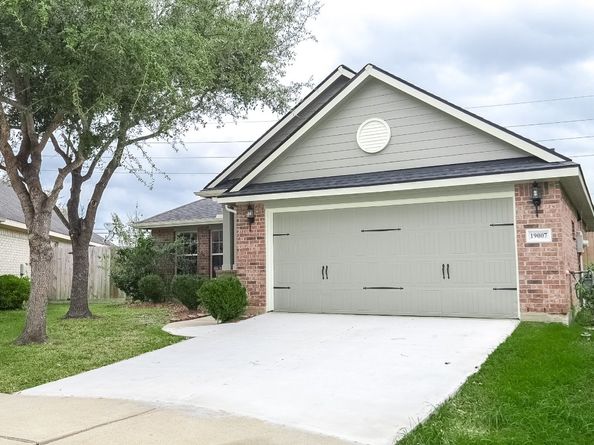 19007 Logan Star Court, Richmond TX 77407