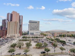 1211 Caroline Street 1804, Houston TX 77002
