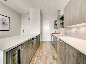 1211 Caroline Street 1804, Houston TX 77002