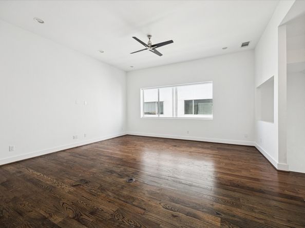 1151 W 18th Street, Houston TX 77008