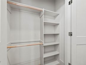 1042 Homer Street, Houston TX 77091