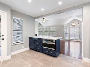 18 N Wilde Yaupon Circle, The Woodlands TX 77381