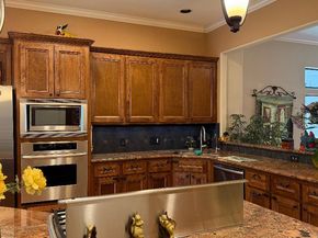 2334 Camden Drive, Houston TX 77021