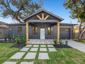 5619 Chapman Street, Houston TX 77009