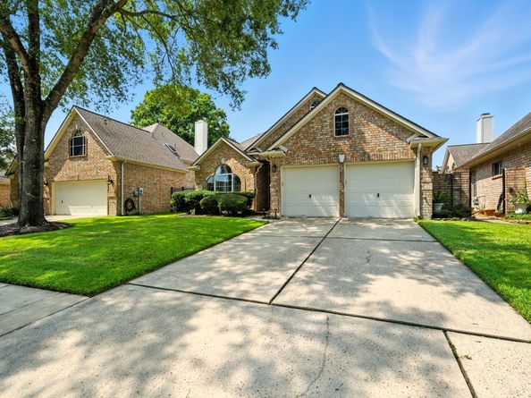 3911 Princeton Park Court, Pasadena TX 77058