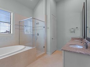 5617 Kiam Street A, Houston TX 77007