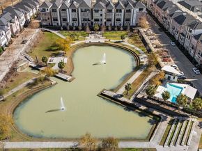 2605 Maxroy Street, Houston TX 77007