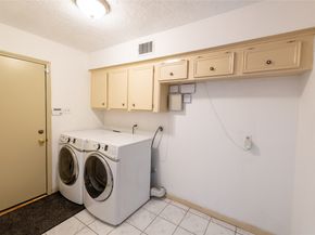 2542 Hodges Bend, Sugar Land TX 77479