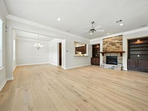 2903 Royal Oaks Grove, Houston TX 77082