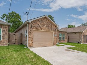 7981 Saint Louis Street, Houston TX 77028