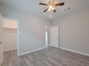 7981 Saint Louis Street, Houston TX 77028