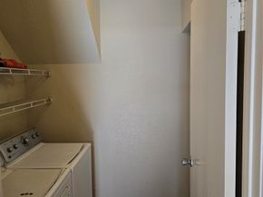 5917 Fairdale Lane 6, Houston TX 77057