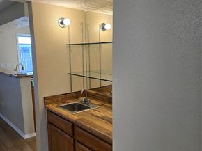 5917 Fairdale Lane 6, Houston TX 77057