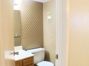5917 Fairdale Lane 6, Houston TX 77057