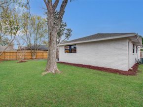 10511 Kirklane Drive, Houston TX 77089