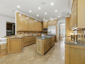 539 Wisteria Street, Bellaire TX 77401