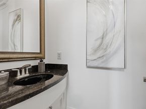 539 Wisteria Street, Bellaire TX 77401