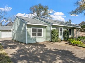 1706 Wakefield Drive, Houston TX 77018