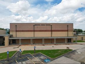 242 Vanderpool Lane, Houston TX 77024