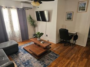 410 Estelle Street, Houston TX 77003