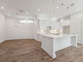 5309 Eigel Street, Houston TX 77007