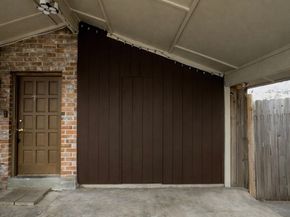 7837 Pacific Pearl Street, Houston TX 77072