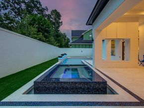 13034 Memorial Drive, Houston TX 77079