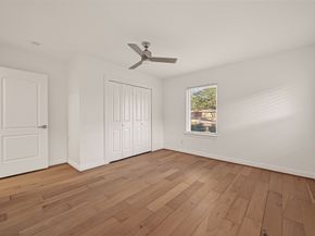 4862 Creekbend Drive, Houston TX 77035