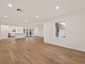 4862 Creekbend Drive, Houston TX 77035