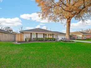 4862 Creekbend Drive, Houston TX 77035
