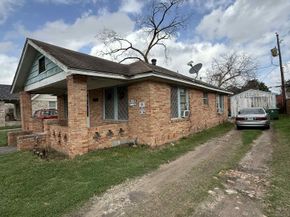 7351 Walker Street, Houston TX 77011