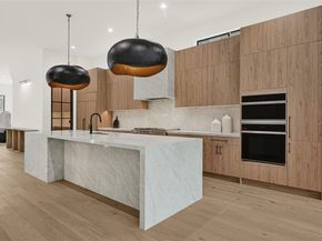 6405 Rodrigo Street A, Houston TX 77007