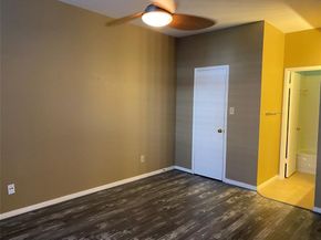 2626 Holly Hall Street 1211, Houston TX 77054